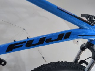 Vtt fuji tout discount suspendu